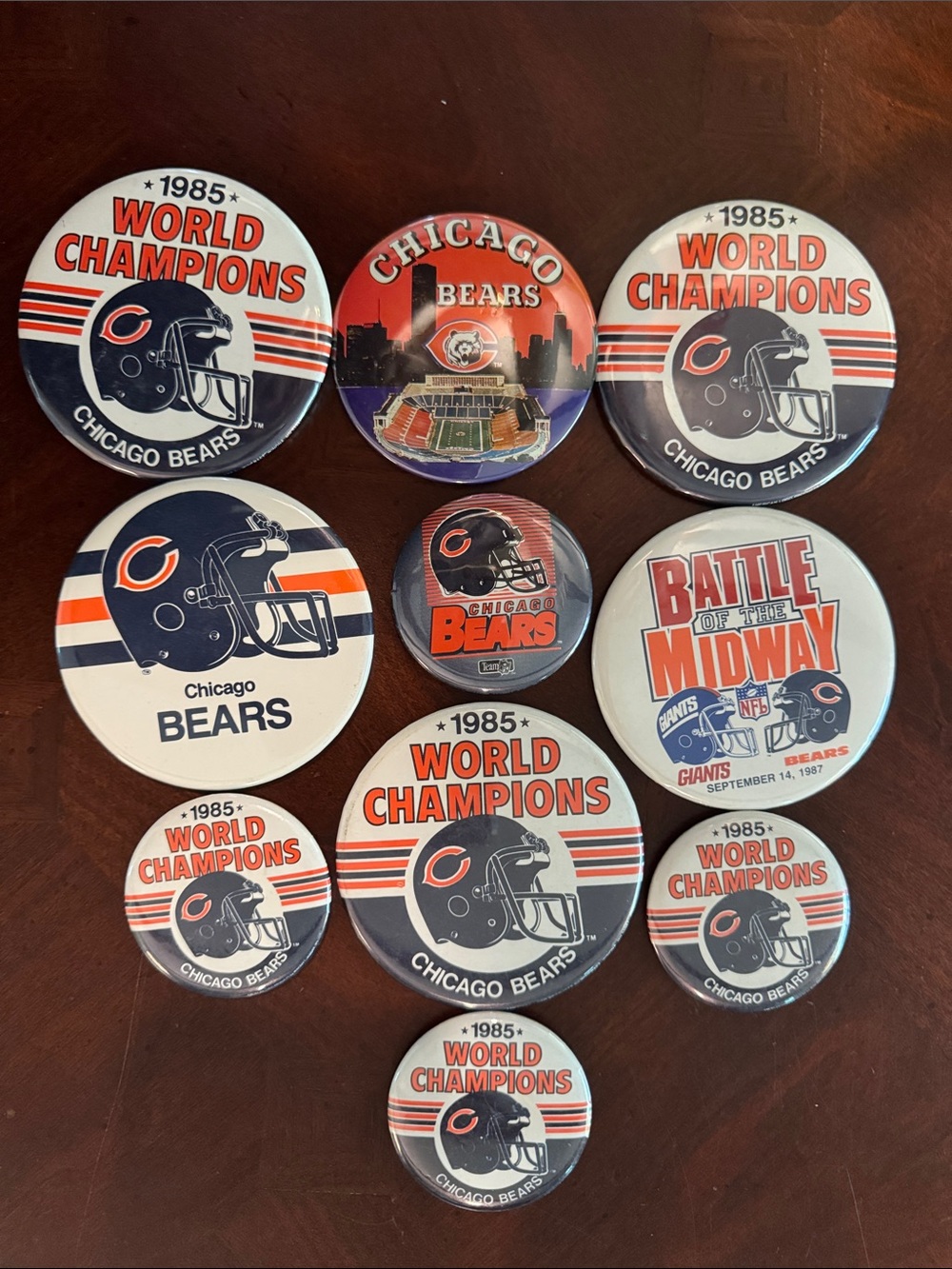 Vintage Chicago Bears Button Lot (10)